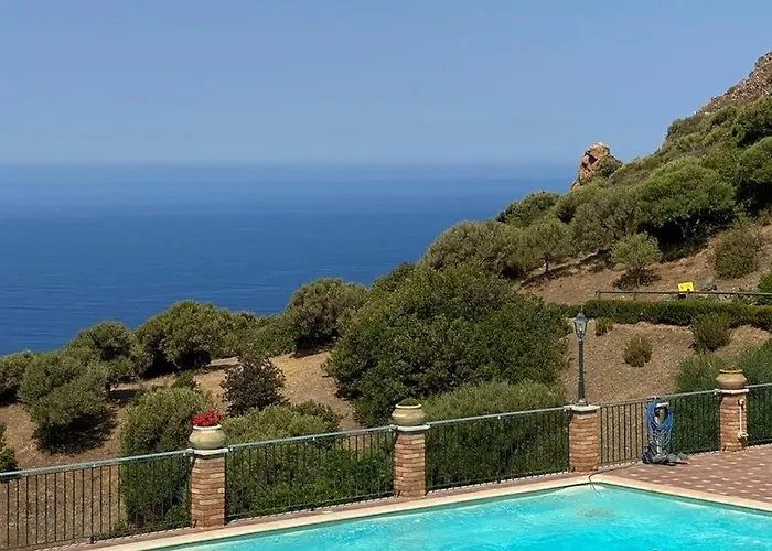 Casa de Férias Casa Girasole Nebida